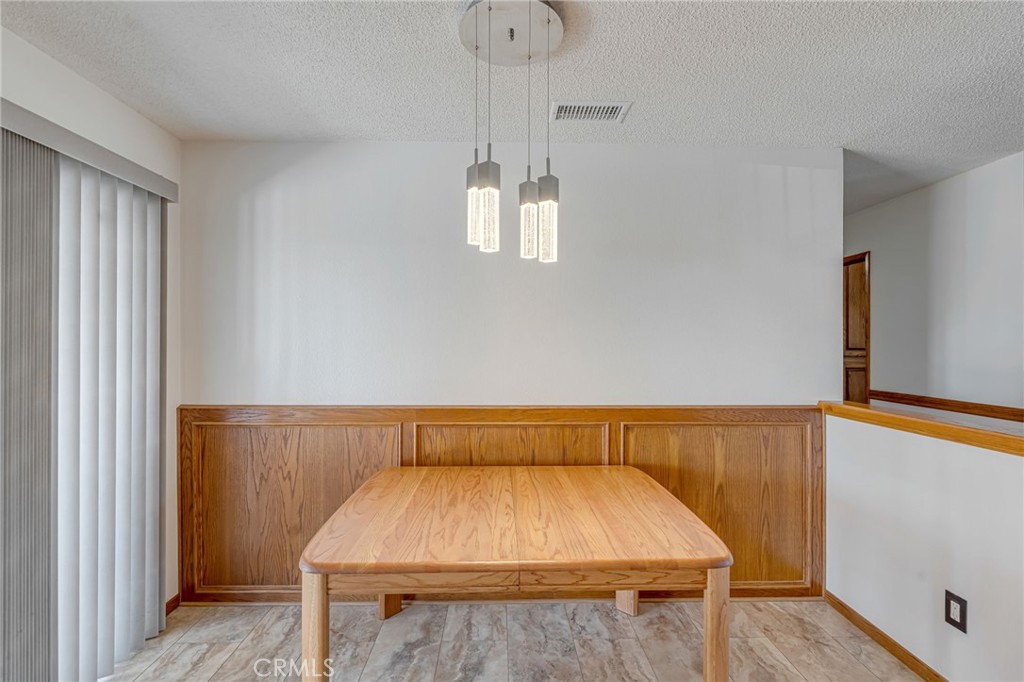 17829 Terry Street Property Photo 9