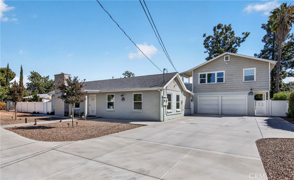 12789 8th Property Photo 2