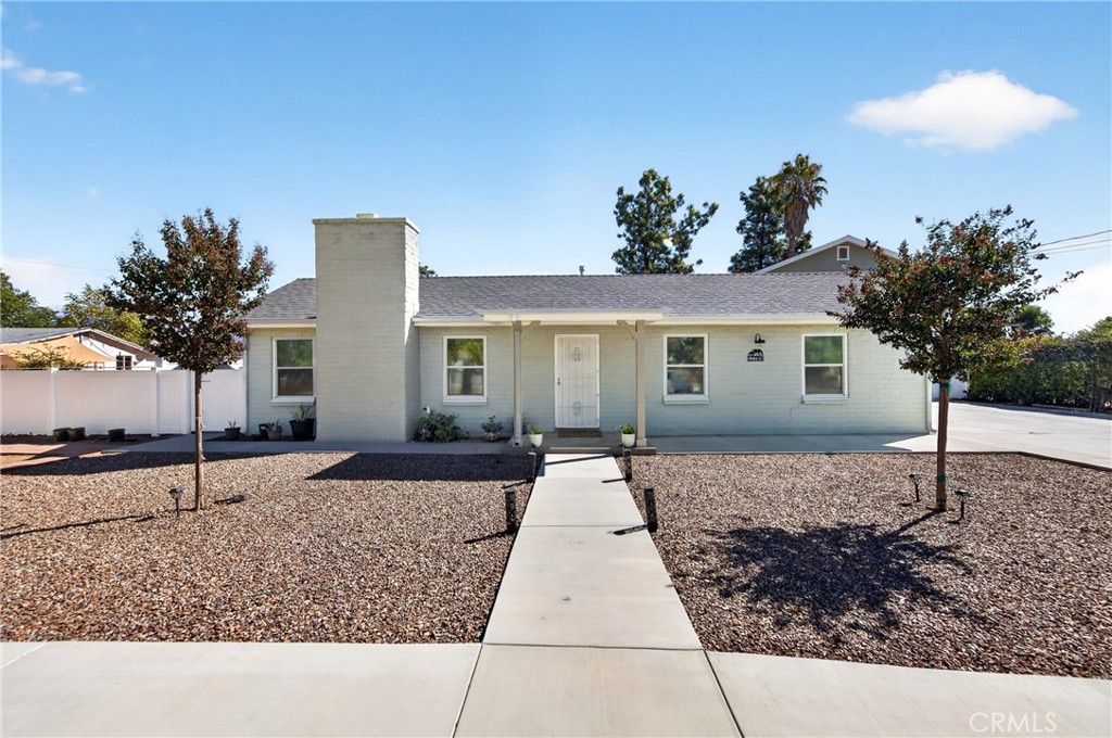 12789 8th Property Photo 3