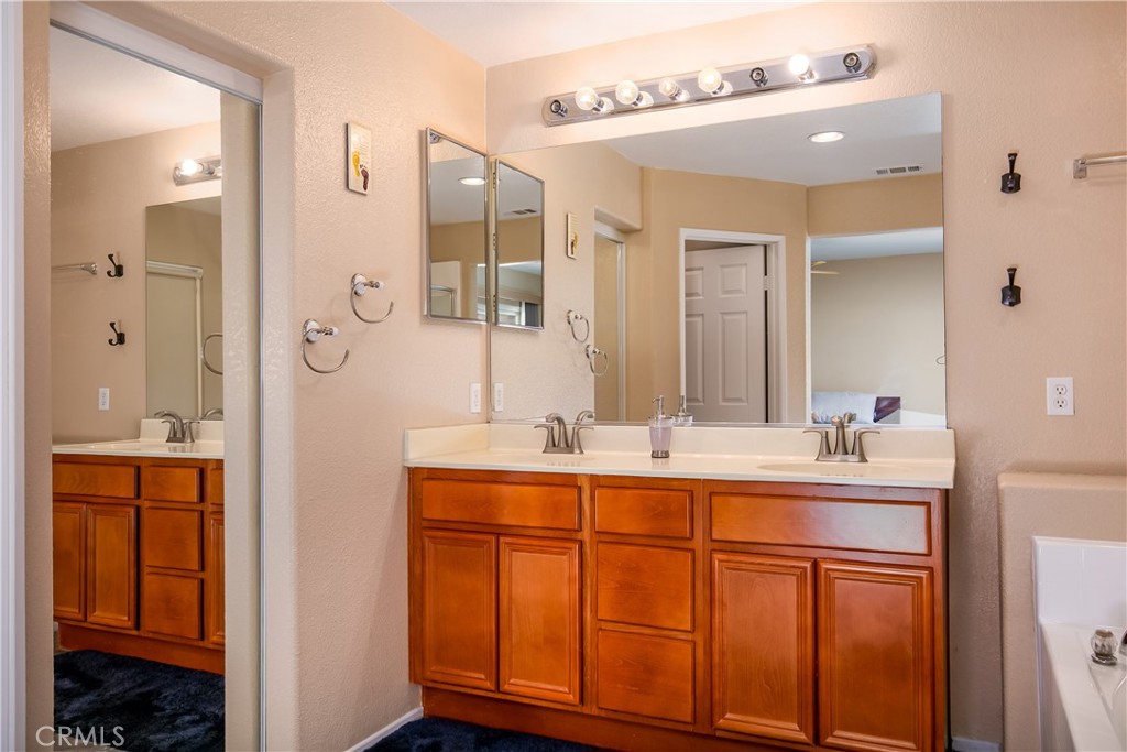 3623 Koufax Property Photo 21