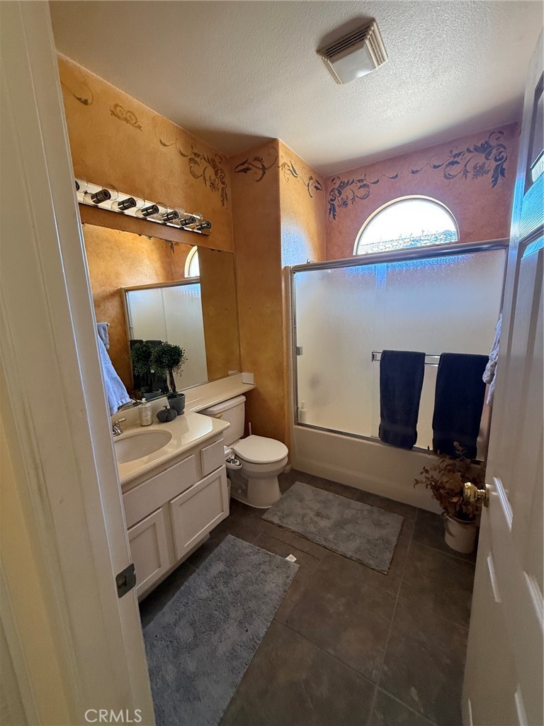 52 Trofello Property Photo 13