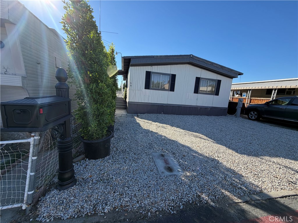 402 E Foothill Blvd Spc 59 Property Photo 20