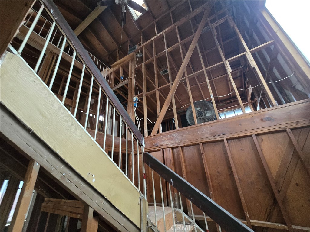 23447 Rolanda Property Photo 5