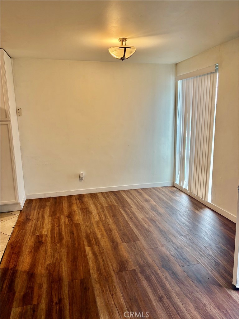 1263 Oakdale Property Photo 2