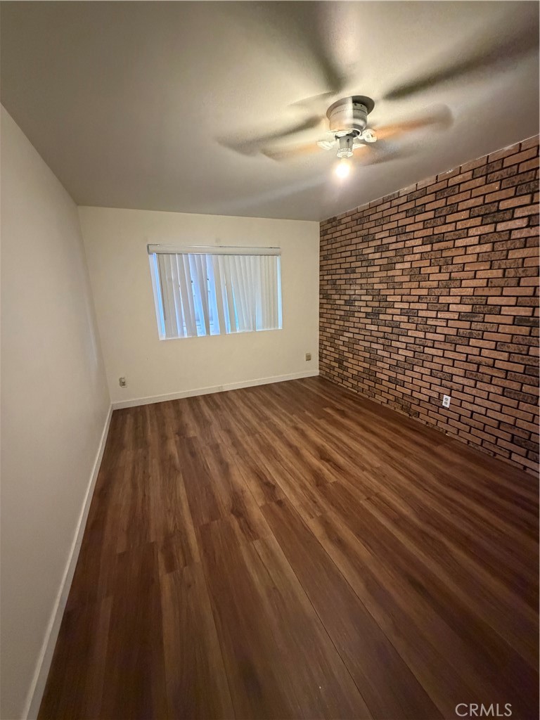 1263 Oakdale Property Photo 9