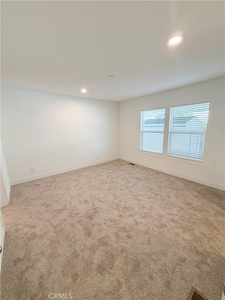 16860 Slover Avenue 67 Property Photo 9