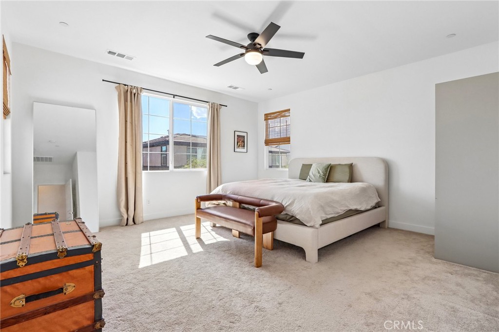 76303 Cambridge Property Photo 17