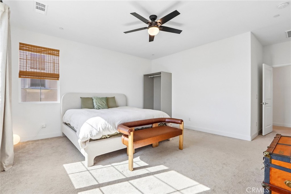 76303 Cambridge Property Photo 18