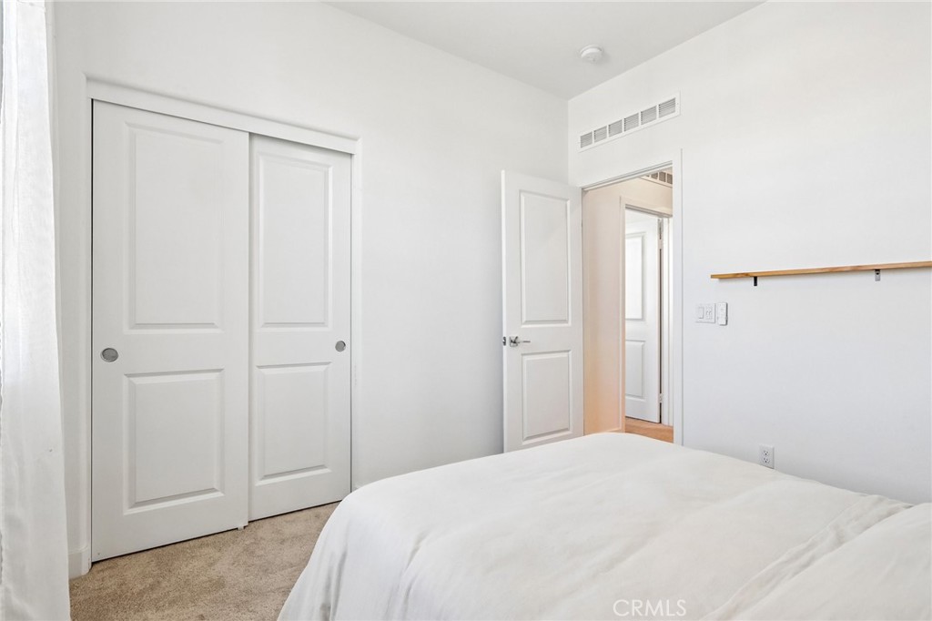 76303 Cambridge Property Photo 29