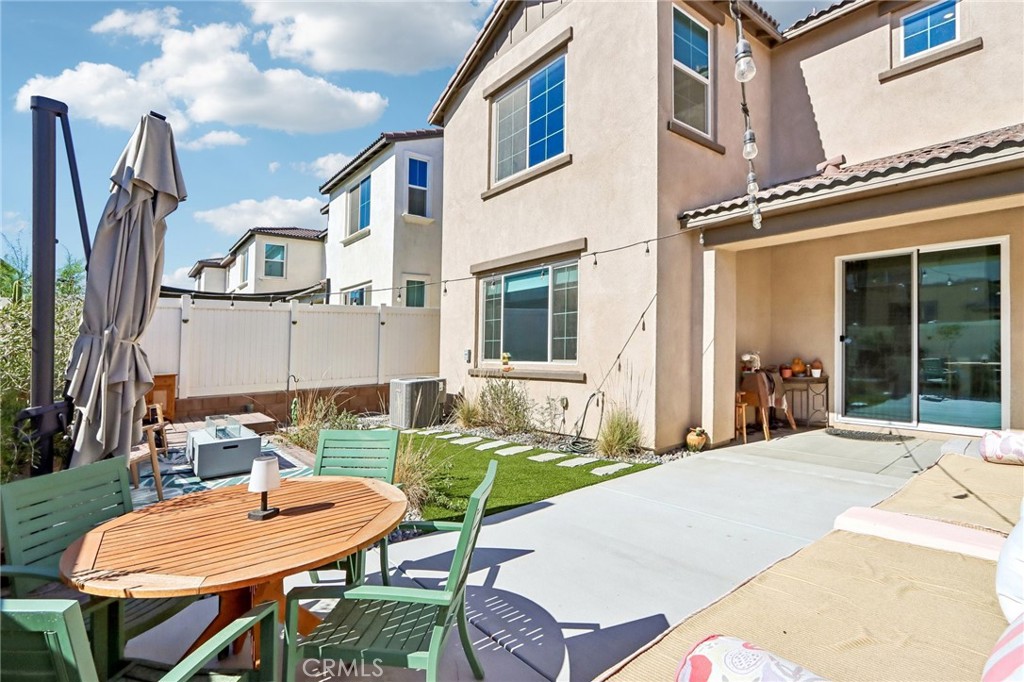 76303 Cambridge Property Photo 33