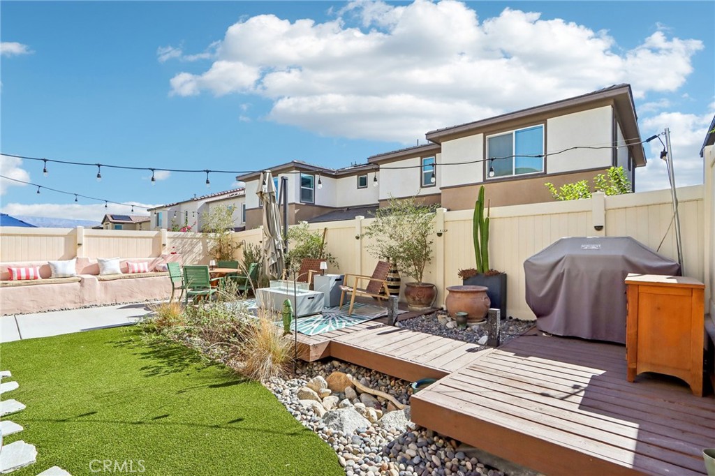 76303 Cambridge Property Photo 35