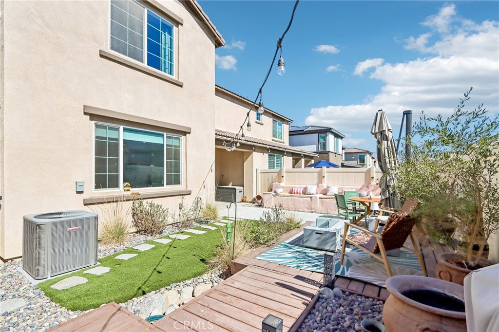76303 Cambridge Property Photo 36