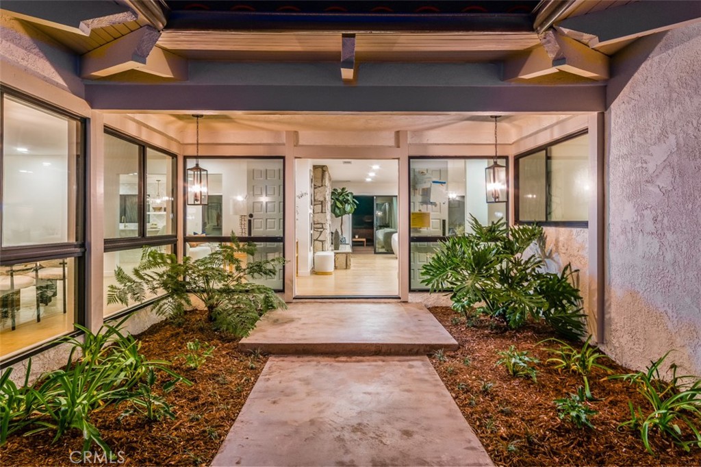1517 Via Arco Property Photo 3