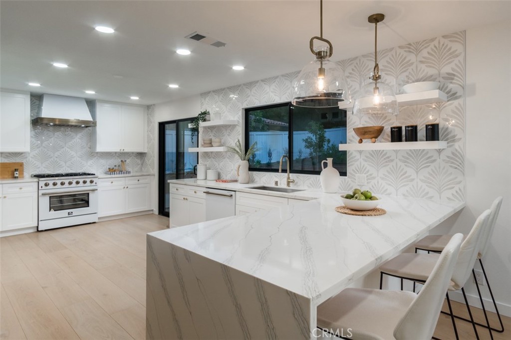 1517 Via Arco Property Photo 7