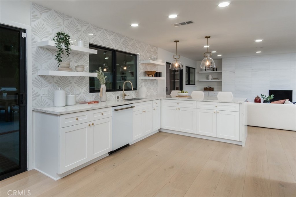 1517 Via Arco Property Photo 9