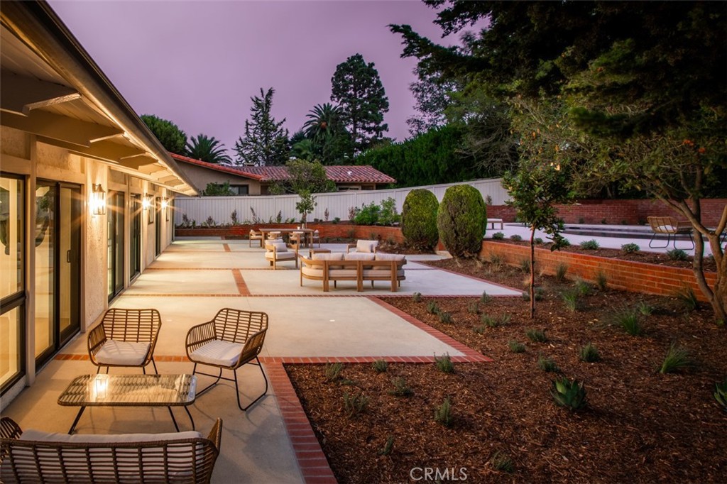 1517 Via Arco Property Photo 40