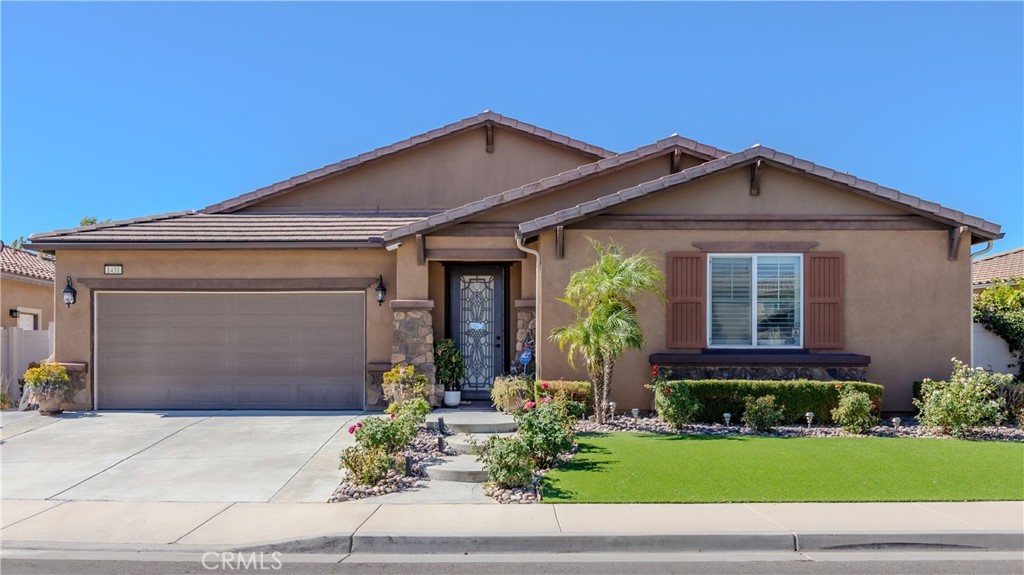 1431 Yarrow Property Photo 1
