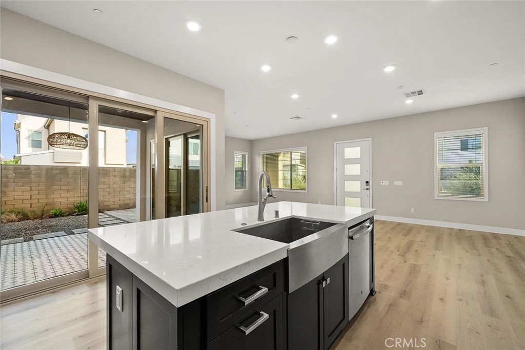 150 Scale Property Photo 11