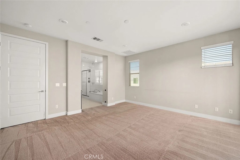150 Scale Property Photo 18