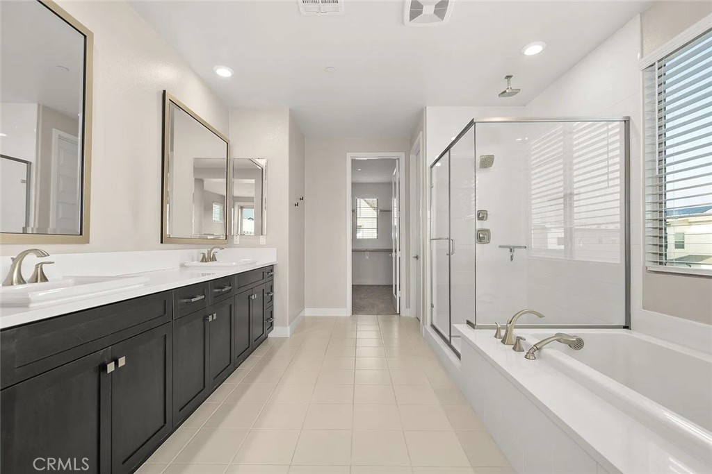 150 Scale Property Photo 19