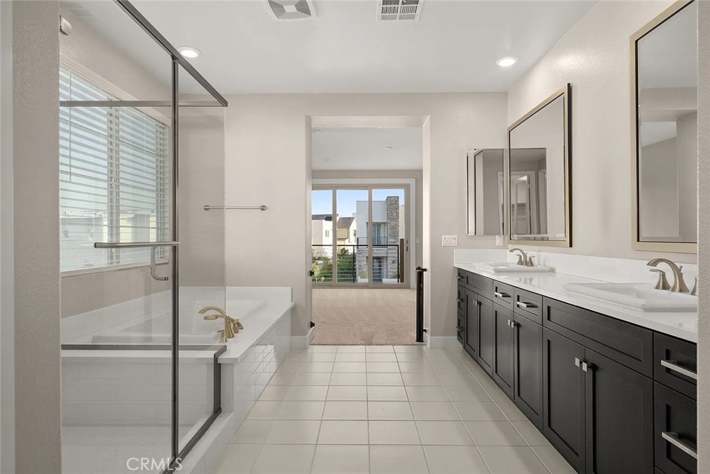 150 Scale Property Photo 21