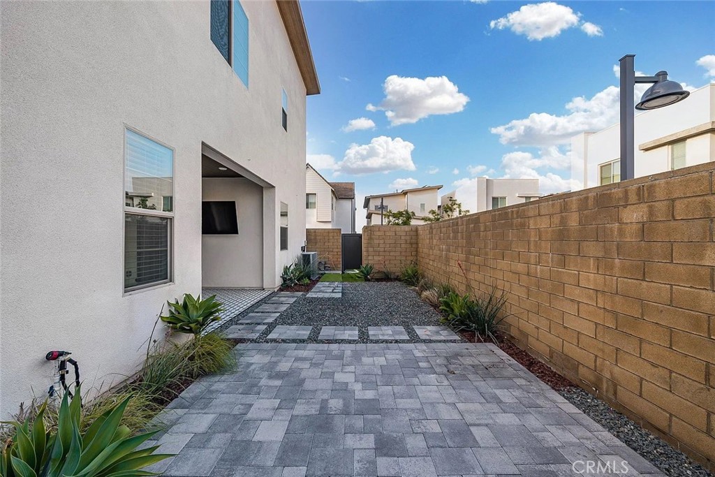 150 Scale Property Photo 32