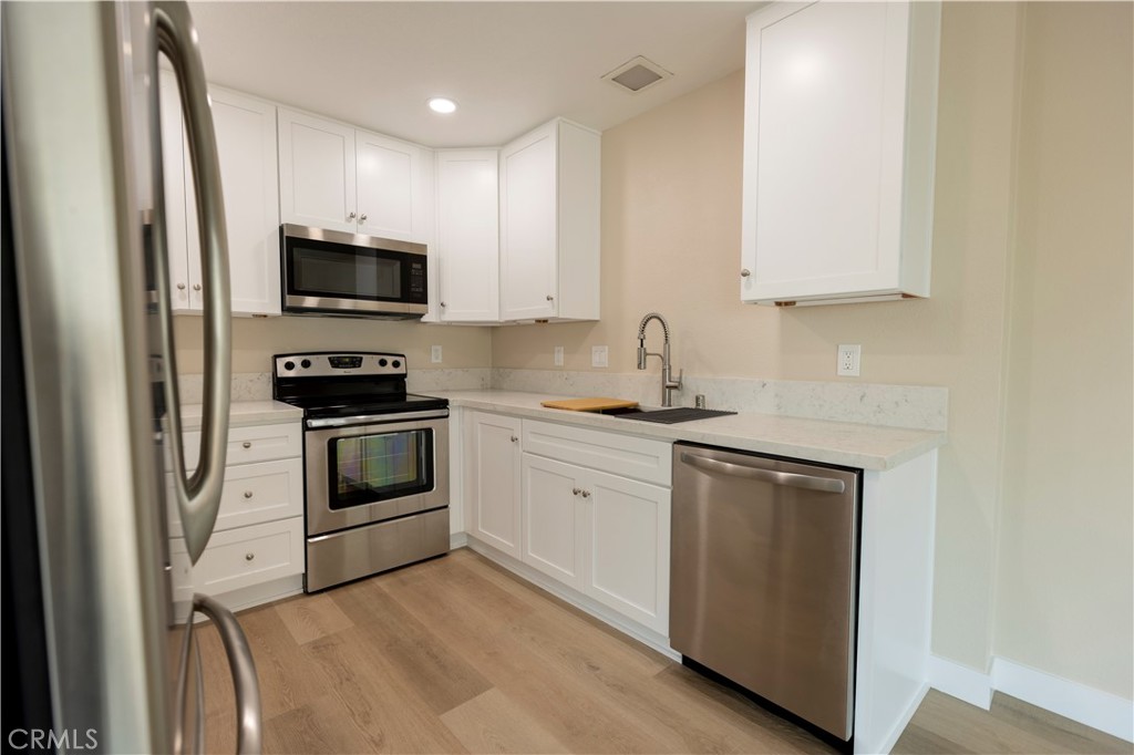 581 W Alton G Property Photo 19