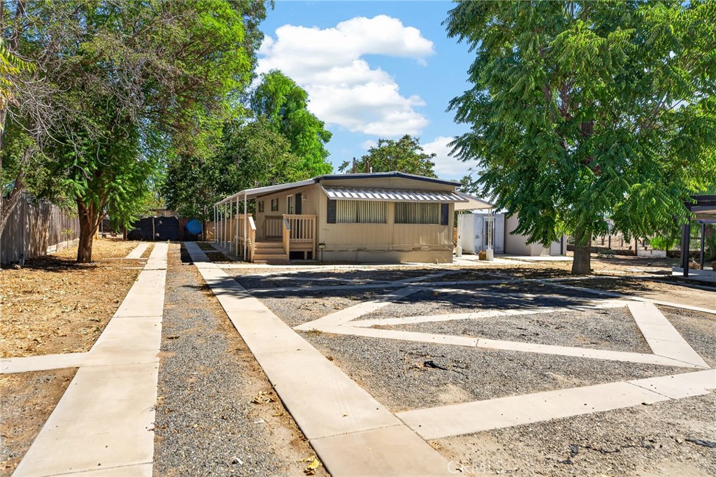 33063 State Highway 74 Property Photo 5