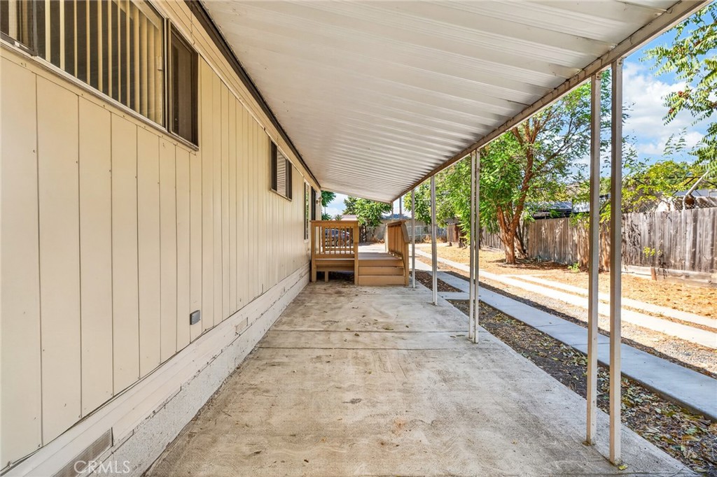 33063 State Highway 74 Property Photo 33