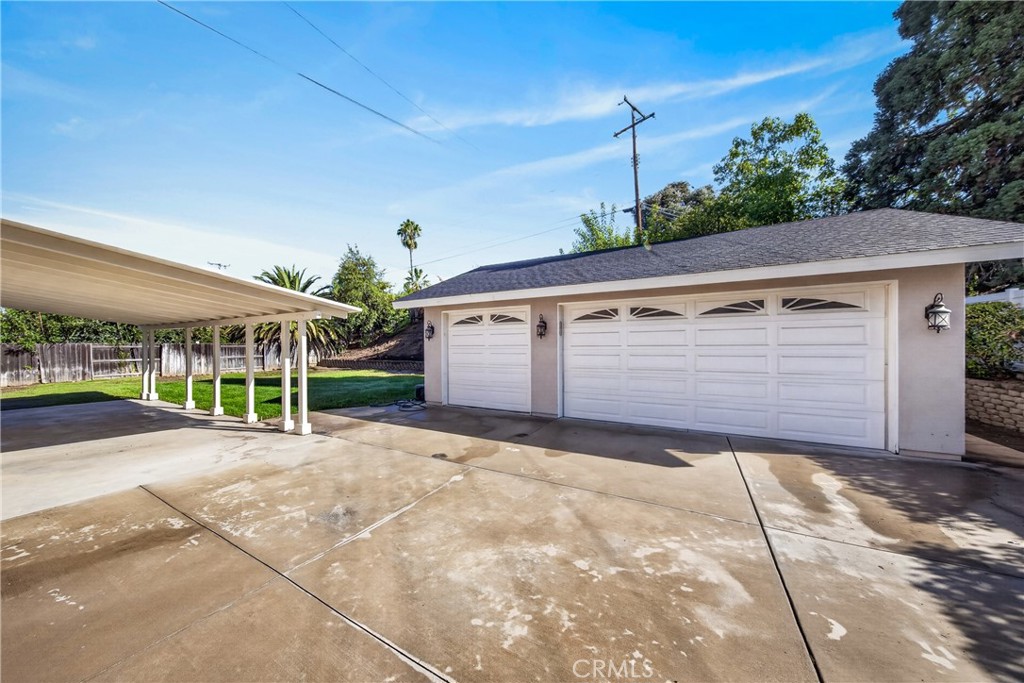 1411 Garden Street Property Photo 3