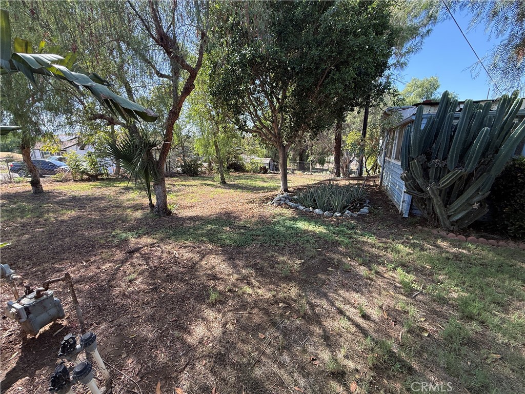 6347 Lucretia Property Photo 2