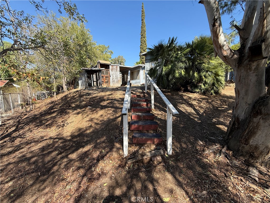 6347 Lucretia Property Photo 17