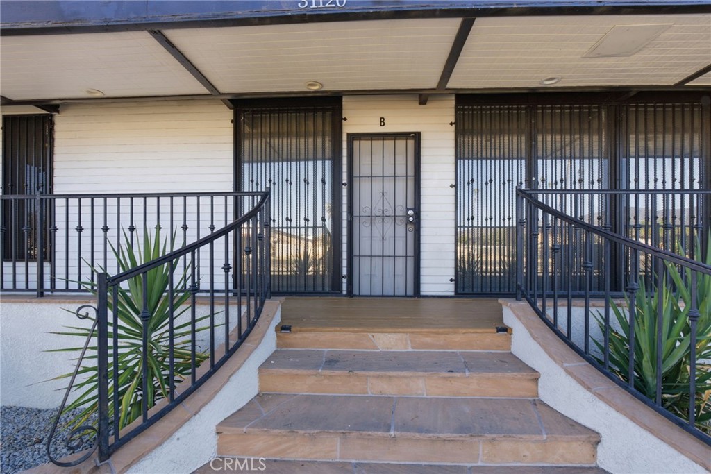 31120 Riverside Property Photo 4
