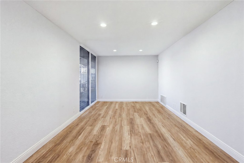 31120 Riverside Property Photo 22