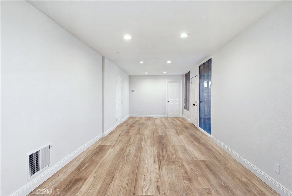 31120 Riverside Property Photo 23