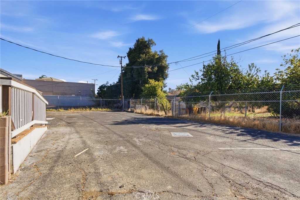 31120 Riverside Property Photo 28