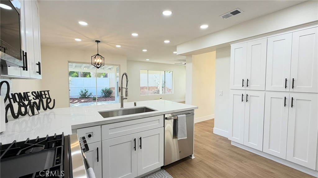 2060 Cedar Glen Property Photo 16
