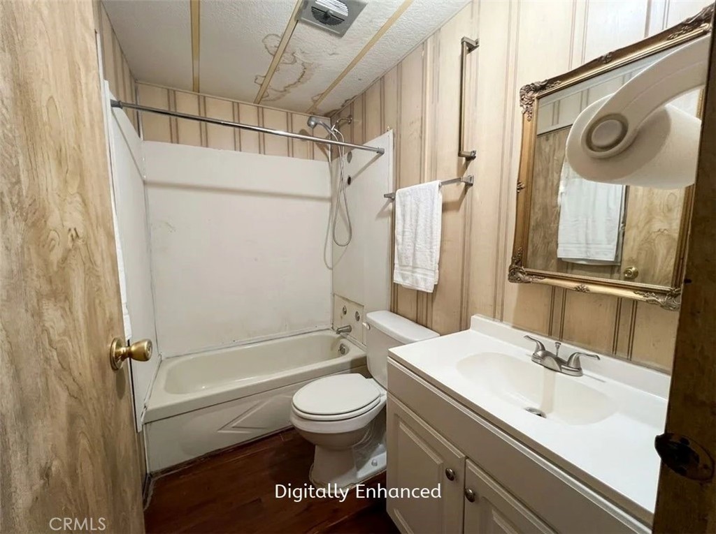 2692 Highland Ave 102 Property Photo 13