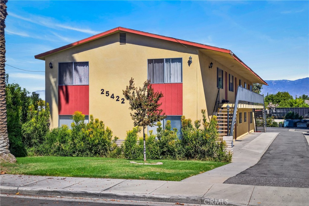 25422 Cole Street Property Photo 1