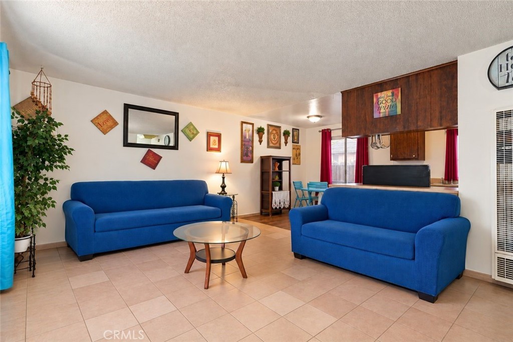 17450 Sequoia Property Photo 7