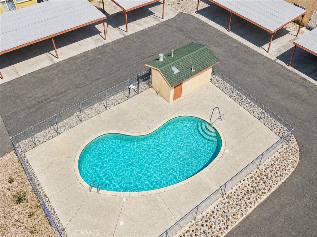 17450 Sequoia Property Photo 20