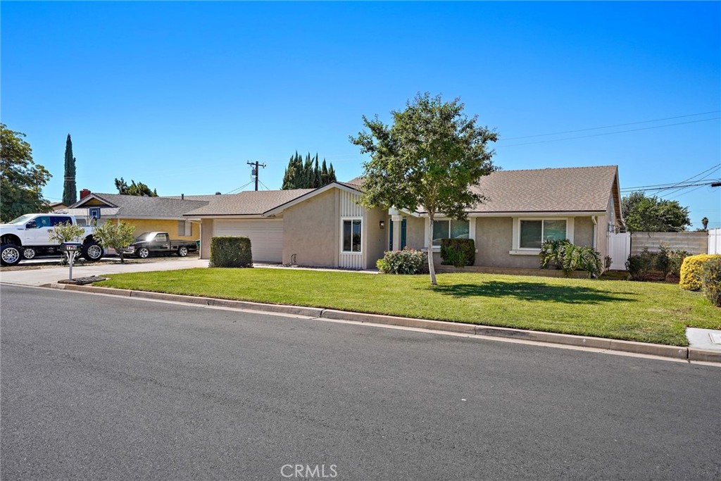 1196 Mulberry Property Photo 1