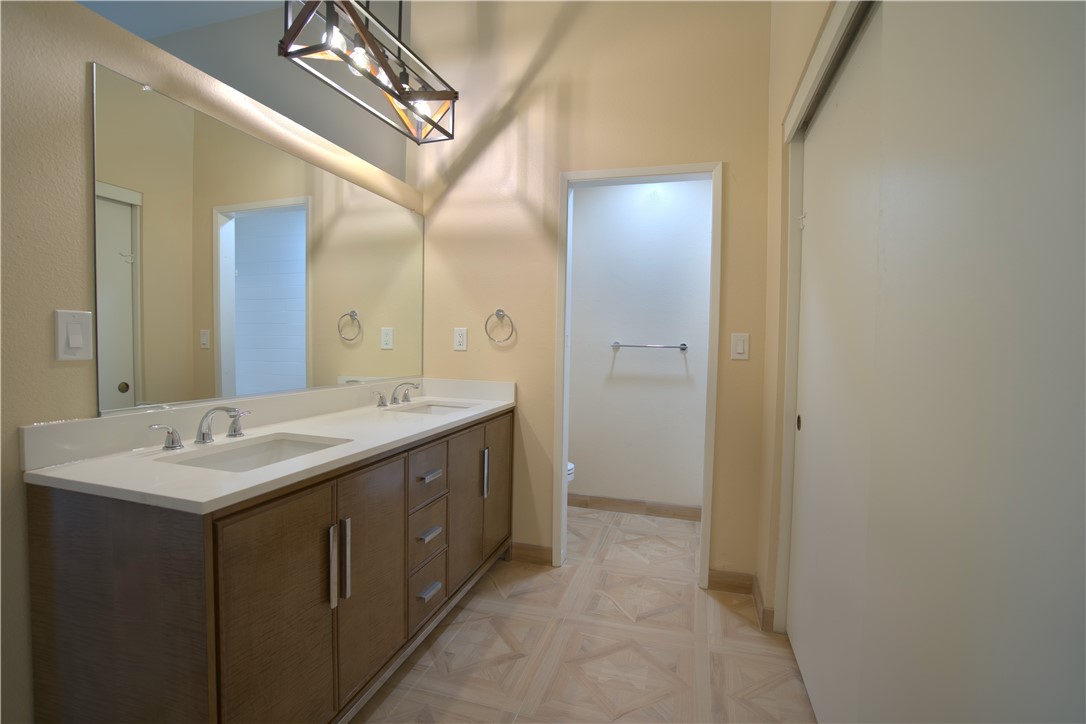 1196 Mulberry Property Photo 11