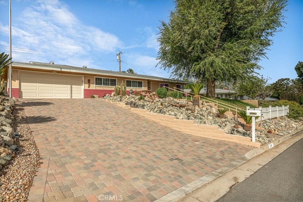 1341 San Miguel Property Photo 3