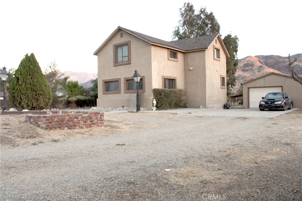 70 E Barbour Property Photo 1