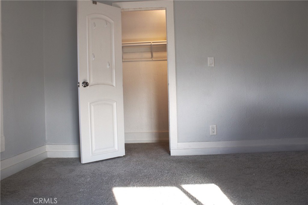 70 E Barbour Property Photo 13