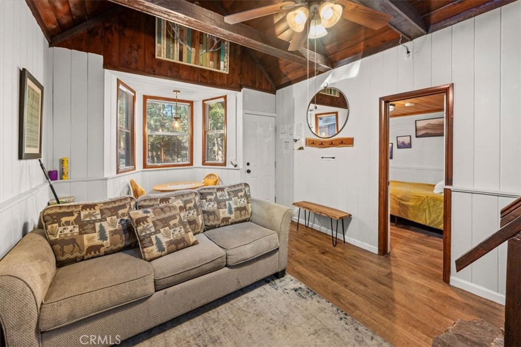 626 Elysian Property Photo 9