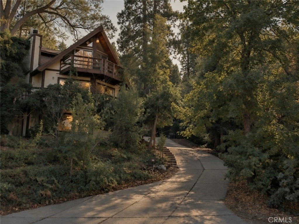 433 Golf Course Property Photo 1