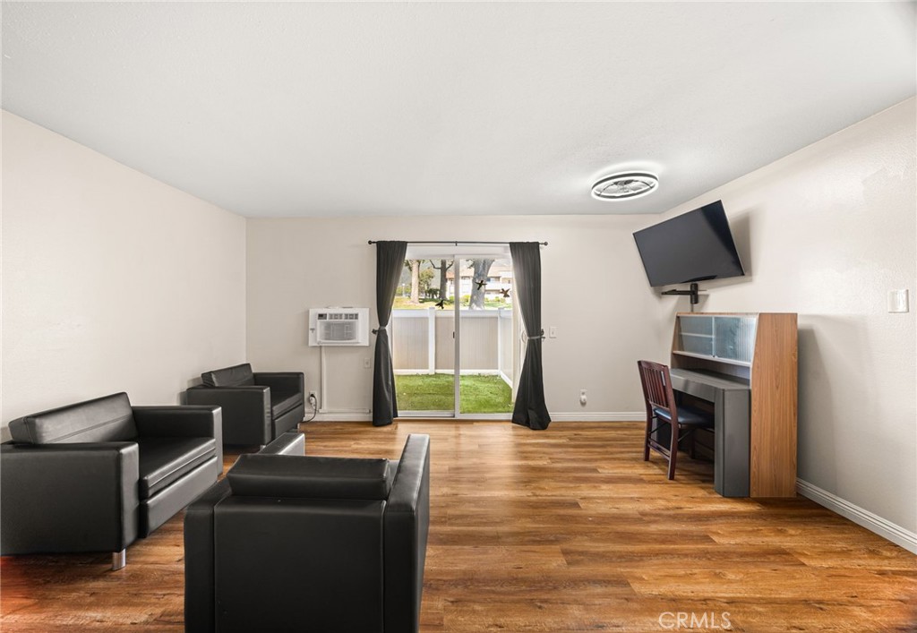 8990 19th 407 Property Photo 11
