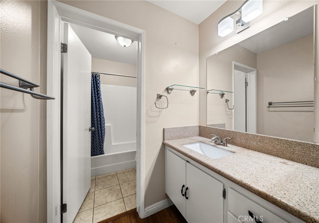 8990 19th 407 Property Photo 13